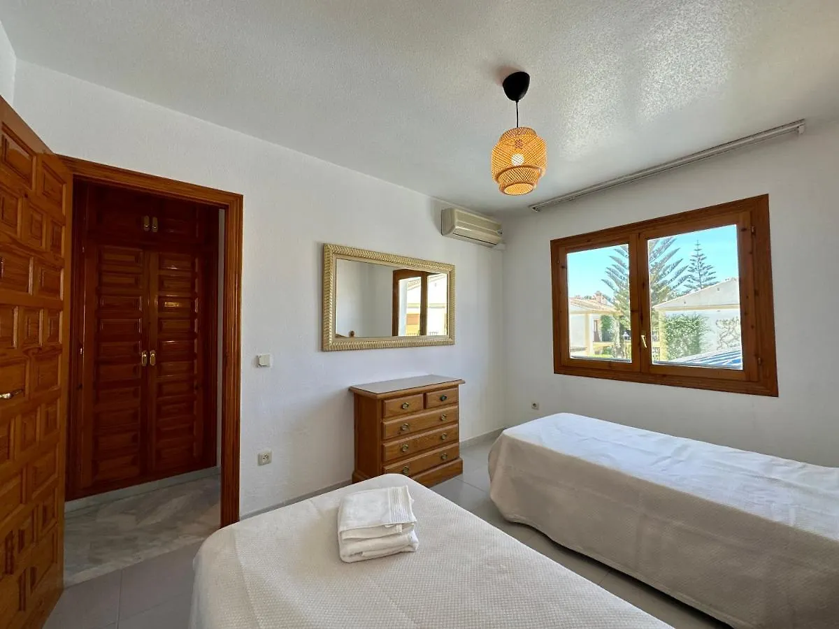 Casa Infinity Beach مْبيرا 0*,  إسبانيا